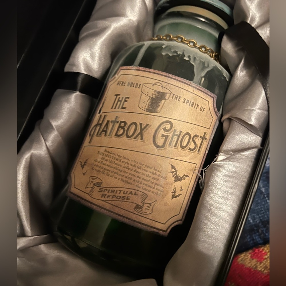 Disney The Haunted Mansion Spirit Jar The Hatbox Ghost